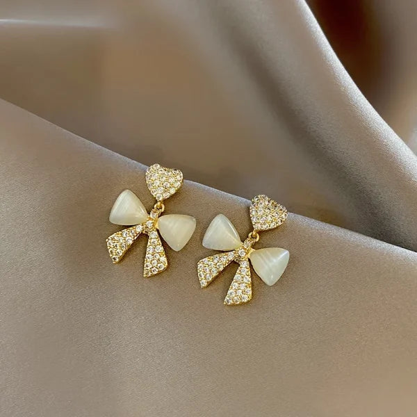 "Heart Bow Zircon Earrings - Golden"